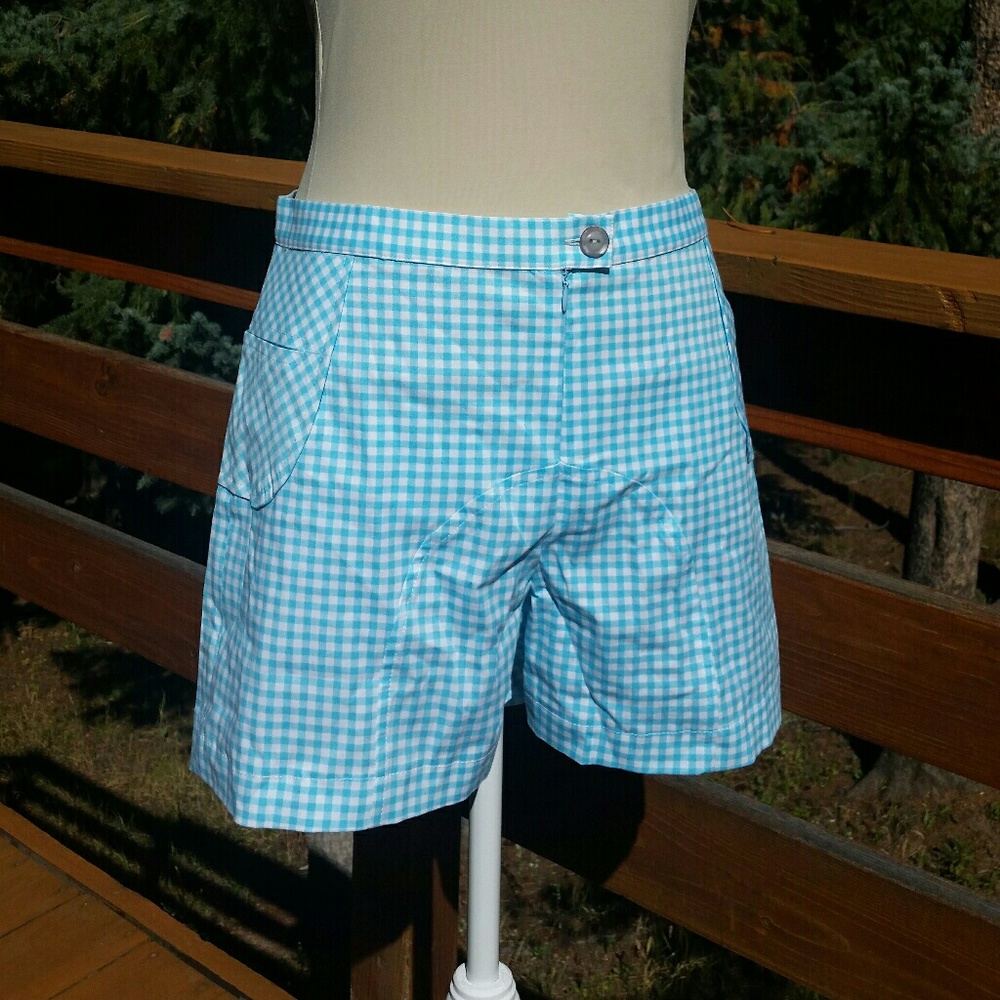 Ivedos blue and white plaid shorts size 40/8/10
